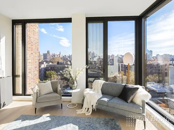 100 Barrow Street image 1 of 19