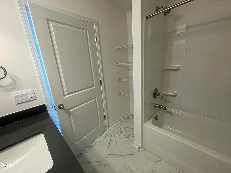 518 Dorset Stream Dr — Photo 18