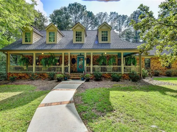 4985 Grady Smith Rd, Loganville, GA 30052