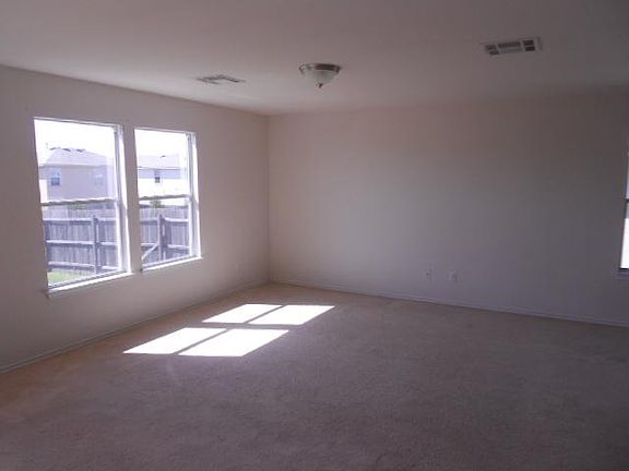 5th image of 6717 Plains Crest Dr