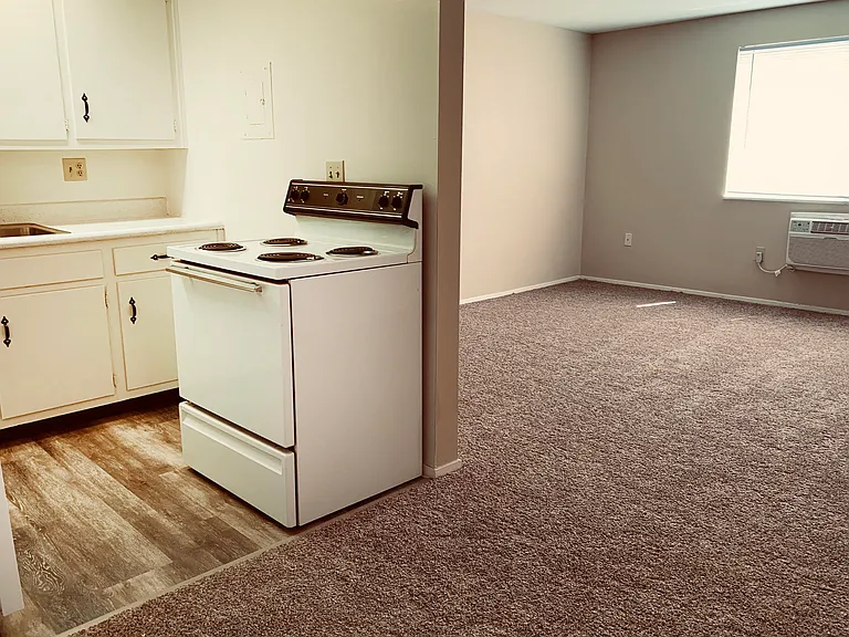 Barkley Ridge Apartments — Photo 36