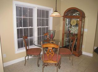 585 Krebs Station Rd, Paducah, KY 42003