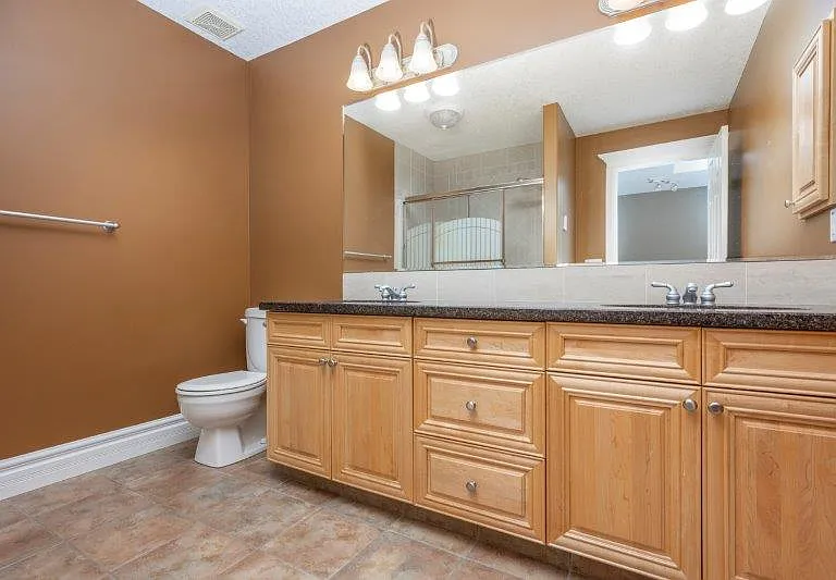 61 Simcrest Grv SW — Photo 40