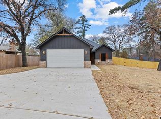 3810 Wakefield Dr, Tyler, TX 75701