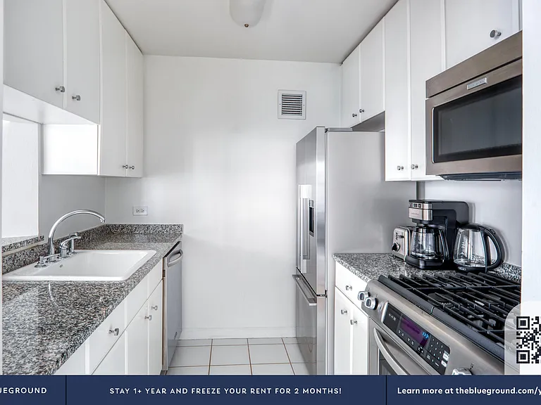 1 Union Sq S #21L — Photo 6