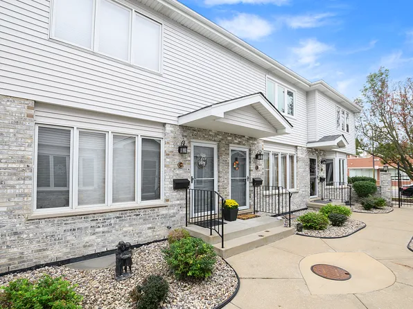 10453 S Kedzie Ave, Chicago, IL 60655