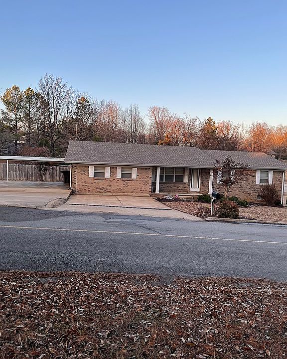1st image of 4801 McPhill Dr
