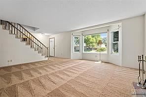 4th image of 364 Montclair Dr