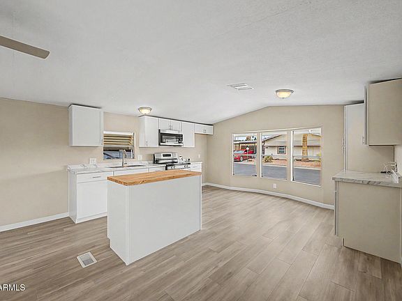 4th image of 10951 N 91st Avenue #223