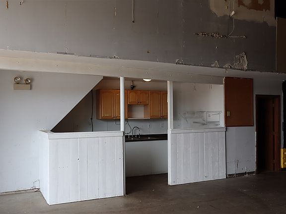 3rd image of 12 Liberty Dr Unit 7