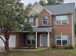 119 Roberts Hill Dr, Taylors, SC 29687