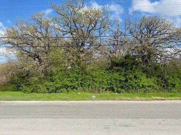 3012 Hickory Tree Rd, Balch Springs, TX 75180