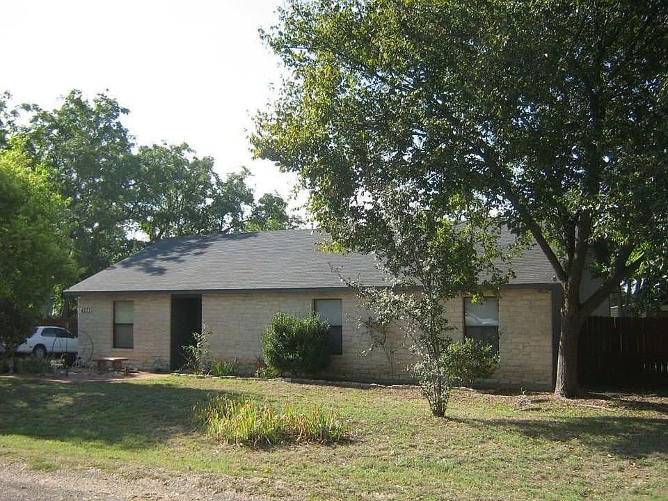 1st image of 4233 Mulberry Dr