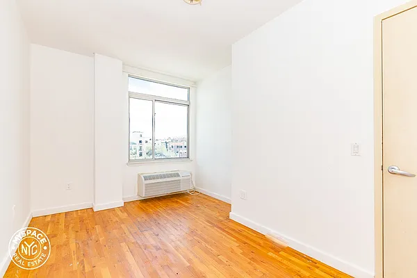 Rented by MySpaceNYC | media 41