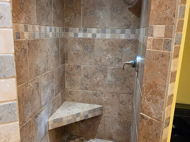 6 Woodlore Ct — Photo 41