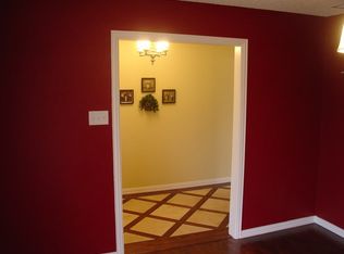 810 Worcester Ln, Garland, TX 75040