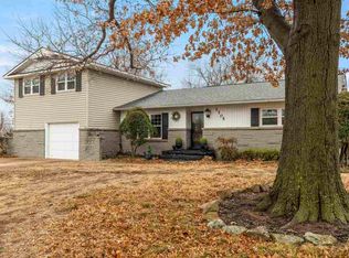 1705 N 10th St, Perry, OK 73077