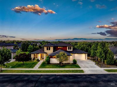 1140 W Windbreaker Ln, Eagle, ID, 83616