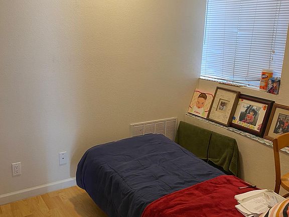 5th image of 932 Southgate Ave