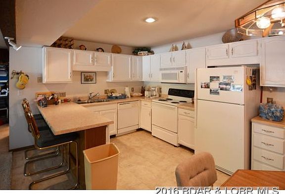 5th image of 1359 Knight Ct