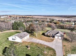 1550 County Road P41, Omaha, NE 68122