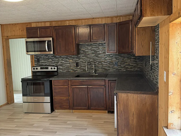 4323 N US Highway 287 — Photo 11