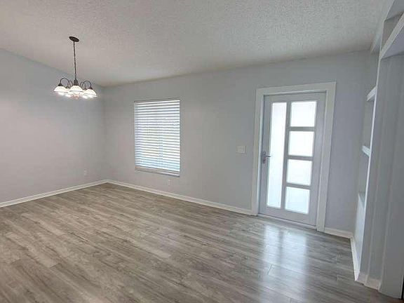 3rd image of 5403 NW Chicopa Street