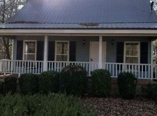 165 Riverbend Dr, Lagrange, GA 30240