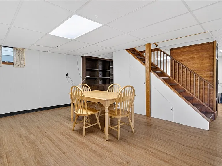 11 Forest Ln — Photo 22