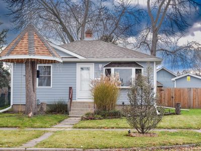 144 N Delaware St, Hobart, IN, 46342
