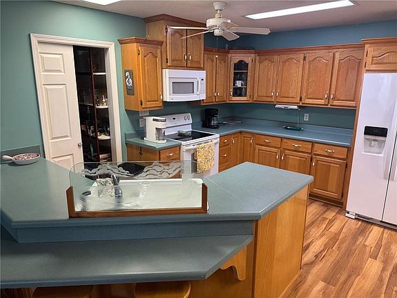 4th image of 123 Bienville Blvd