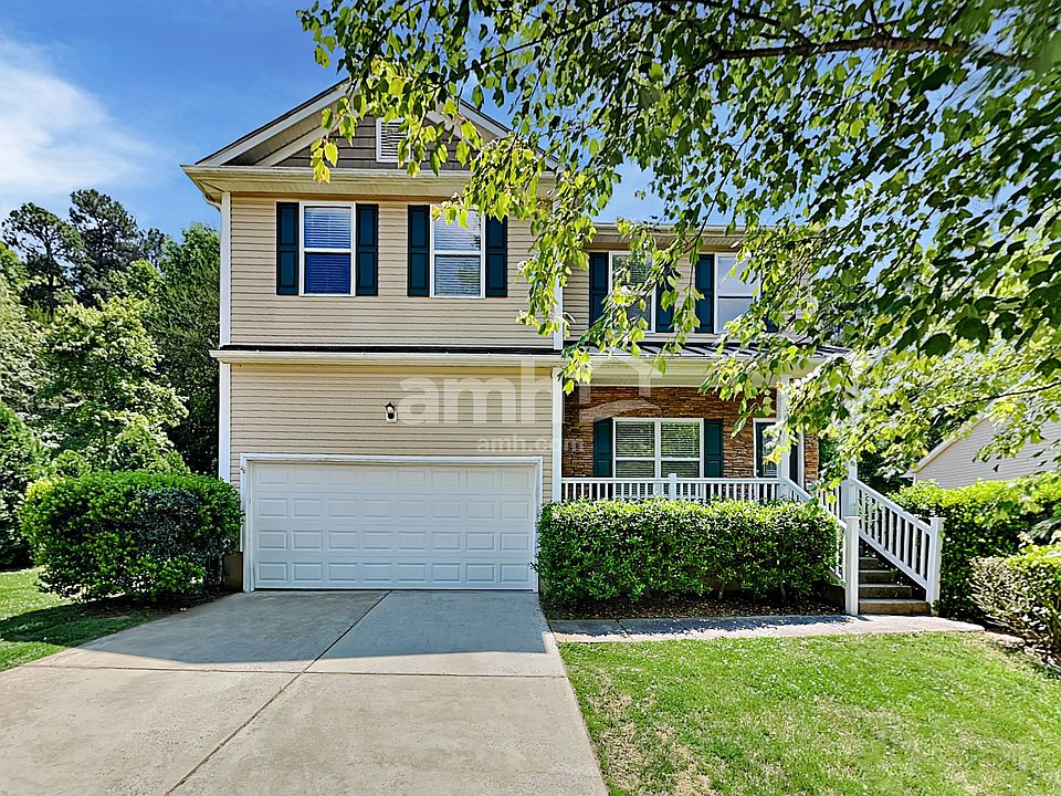1st image of 240 Flanders Dr