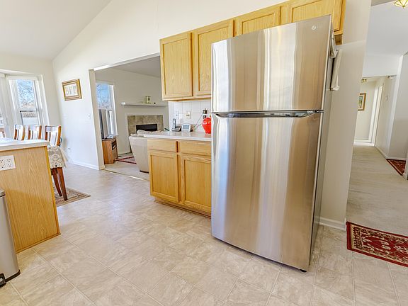 5th image of 4423 Knollcrest Dr