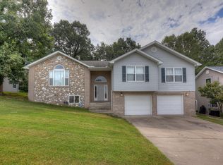 609 Barton Pl, Neosho, MO 64850