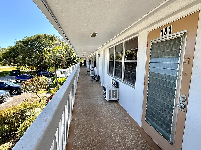 181 Tilford #I — Photo 18