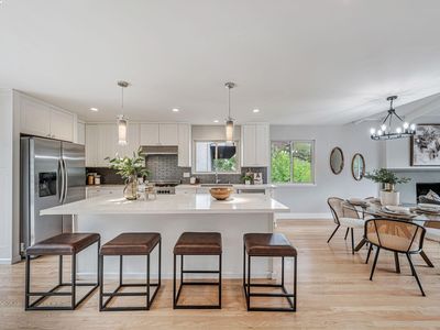 2066 Drake Dr, Oakland, CA, 94611
