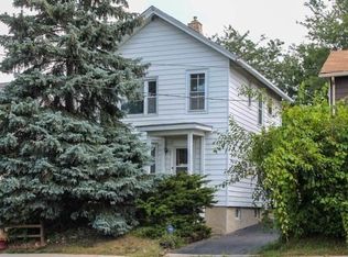 312 Spring St #2, Aurora, IL 60505