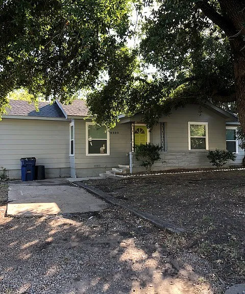 3303 Texas St — Photo 2