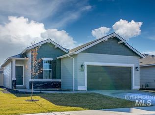 3355 W Remembrance Dr, Meridian, ID 83642