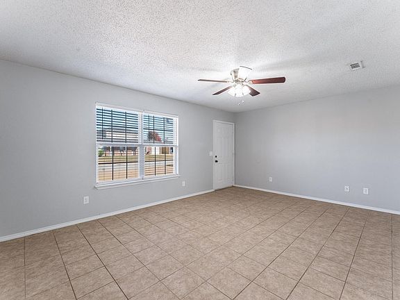 5th image of 3503 SW Victoria Pl APT 1 & 2