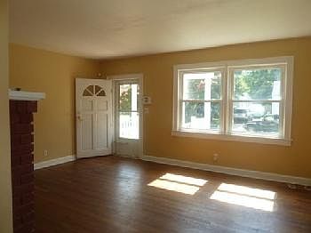3rd image of 2638 McKann Ave