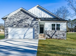 335 Pinewood Ln, Rock Hill, SC 29730