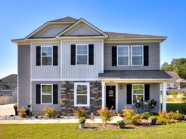 6715 Godfrey Dr, Dalzell, SC 29040