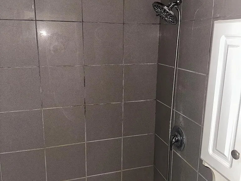 329 Lazy Ln — Photo 8