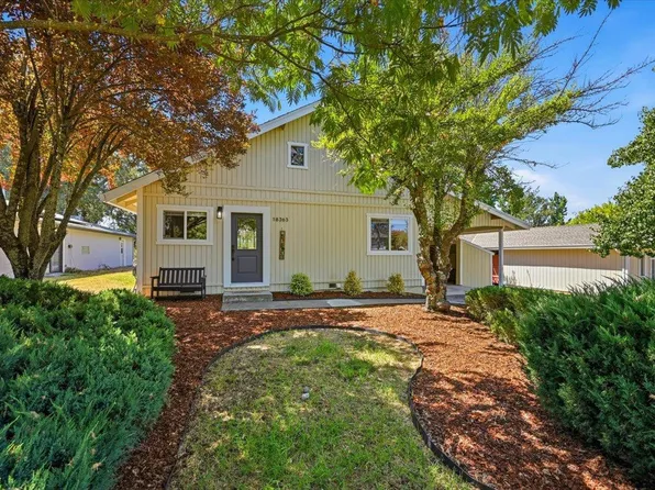 18263 Lake Forest Dr, Penn Valley, CA 95946