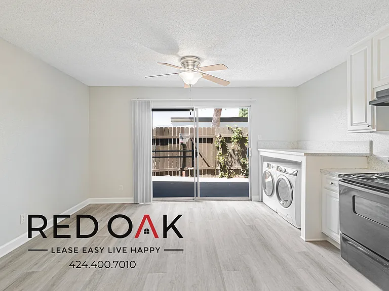 151 Drake St #23B — Photo 12