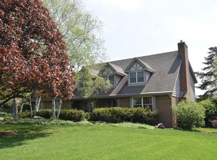 2460 Byron Ct, Brookfield, WI 53045