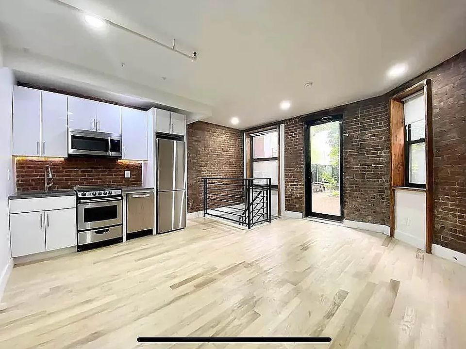 1st image of 52 Hamilton Pl #1B