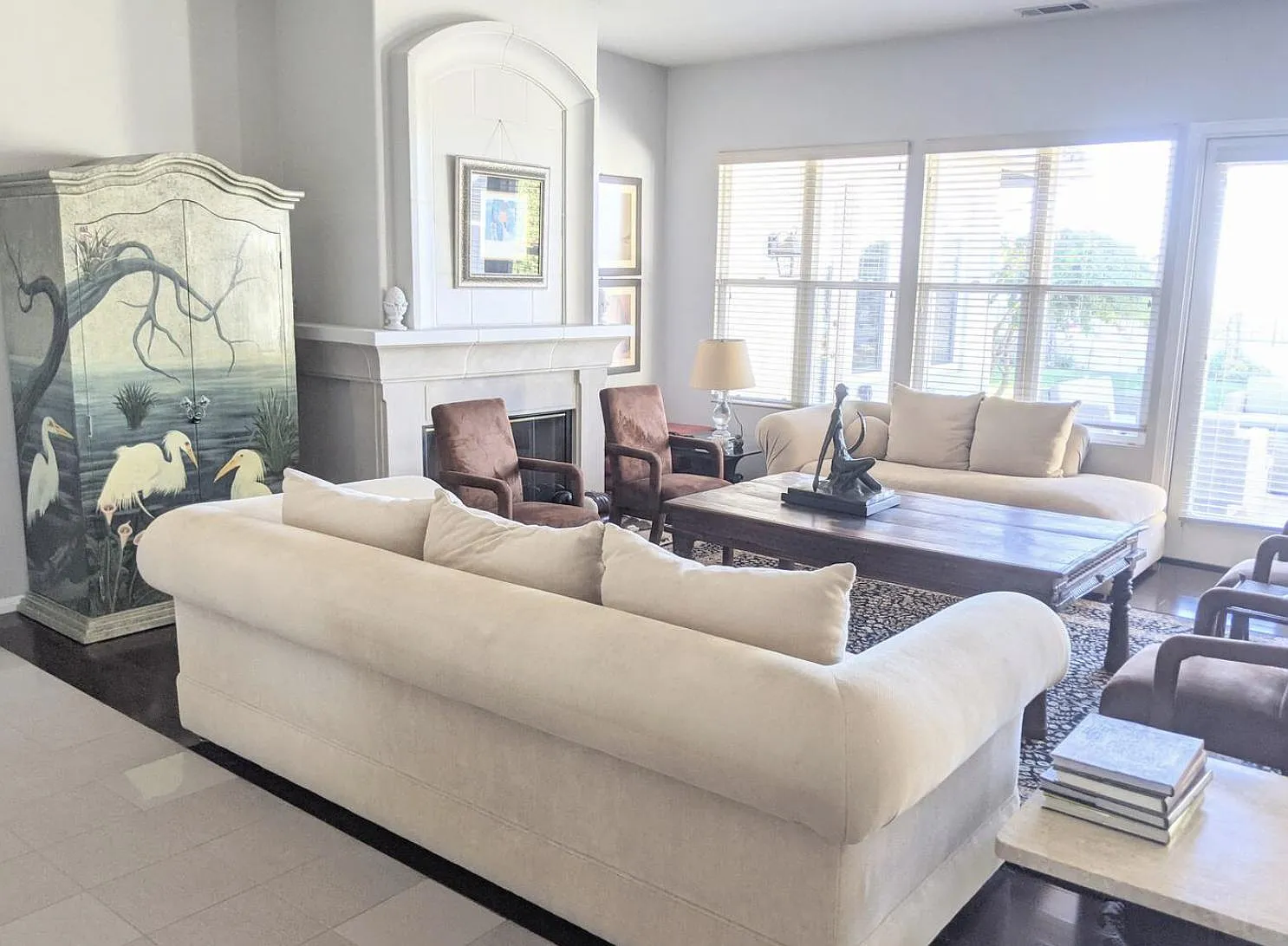4 bed, 2980 sqft, $9,300 — Photo 4