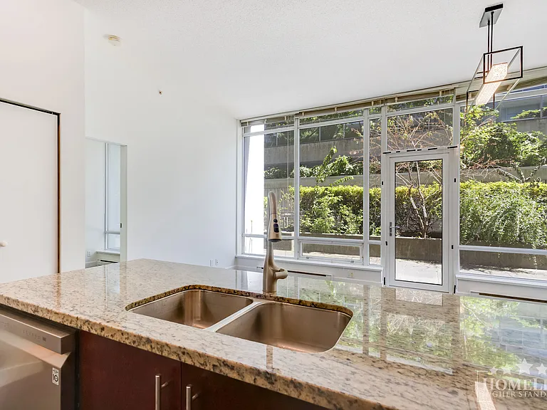 8280 Lansdowne Rd #302 — Photo 3